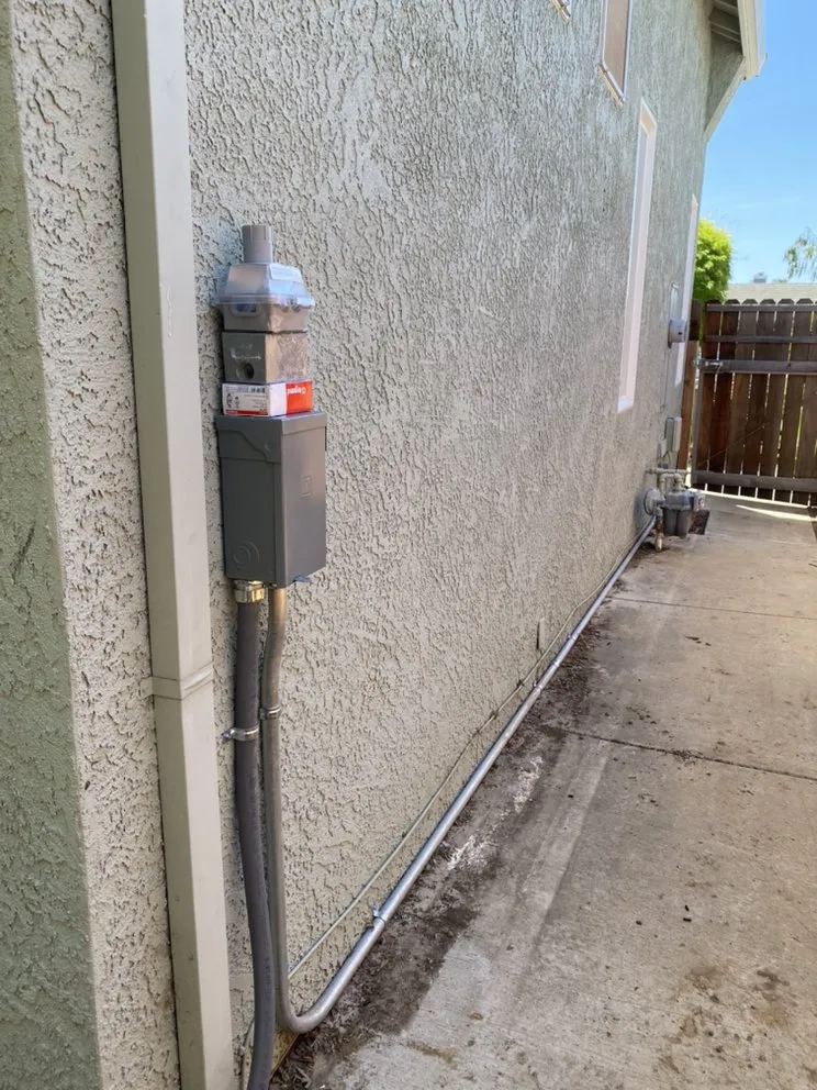 Slide of Noel's Electrical Contracting Service