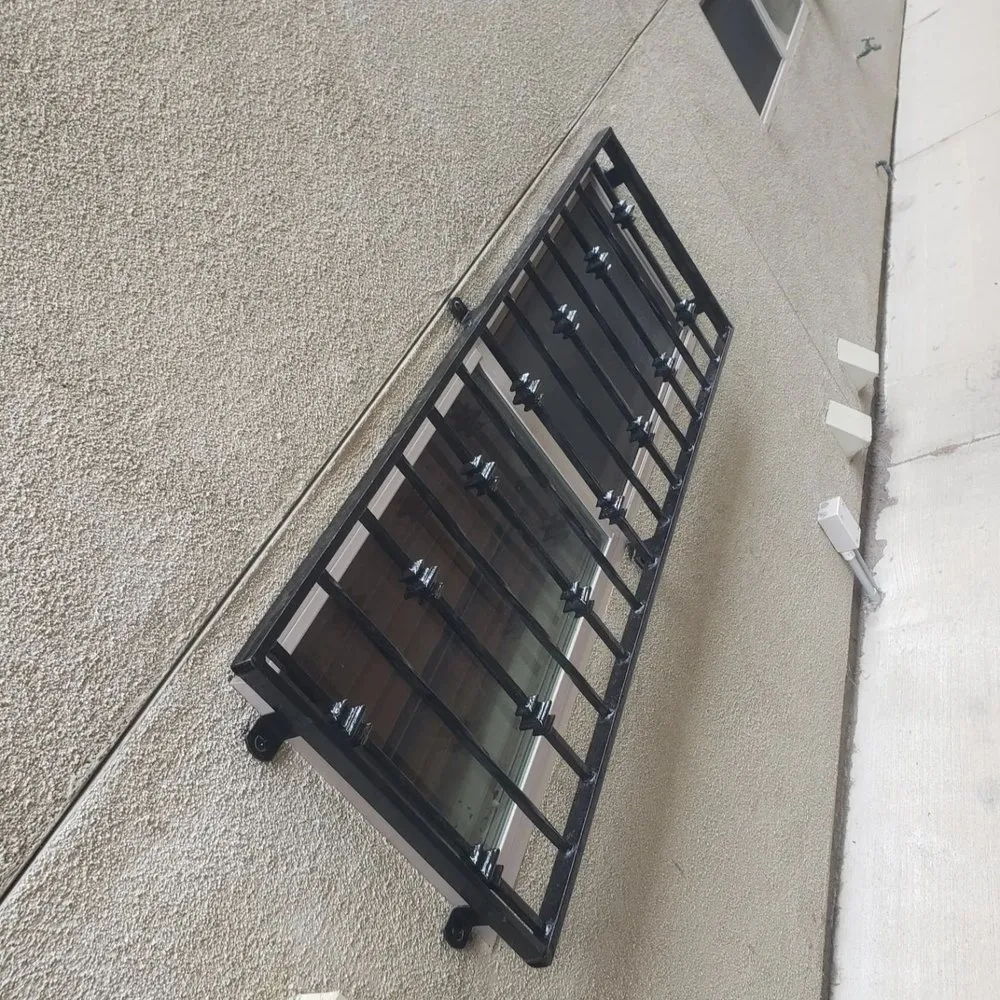 Slide of Noga Handyman Services