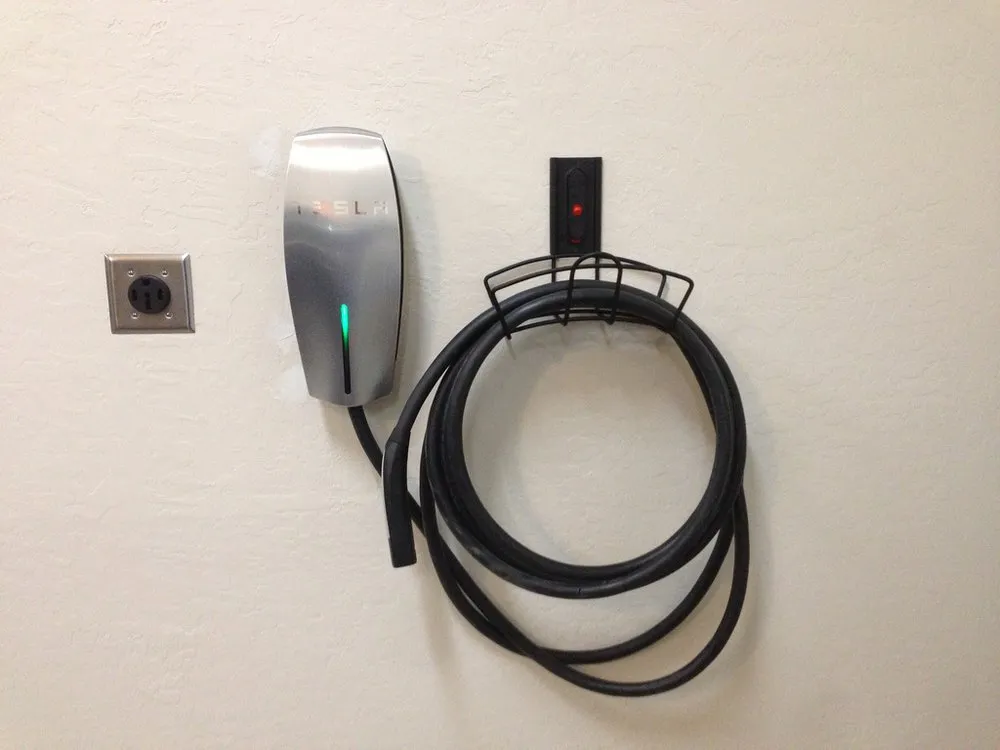 Slide of Nomar Maintenance Service