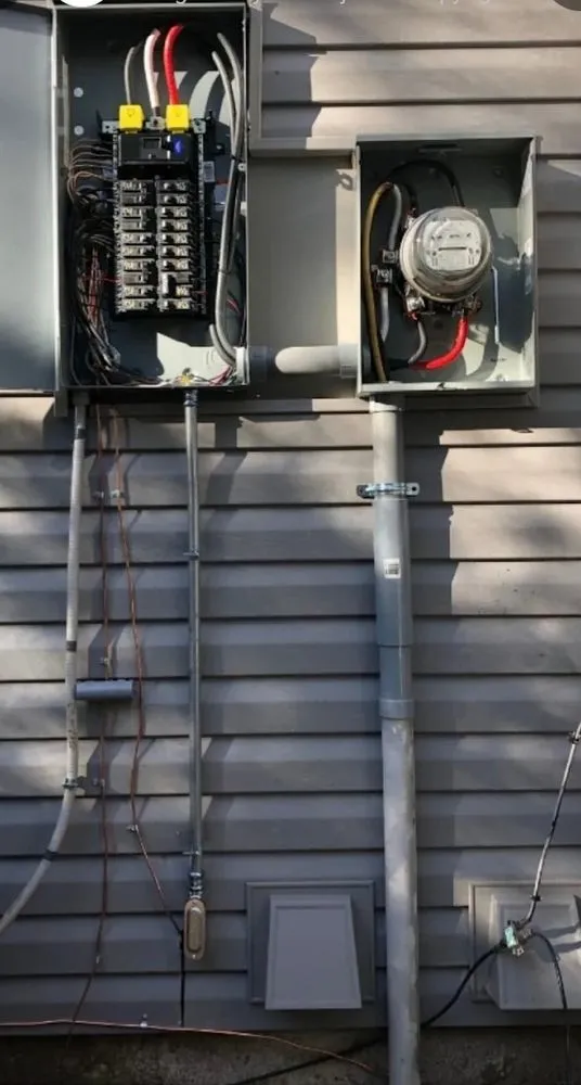 Emergency electrician providing outlet and switch repair in Nottingham, MD - Nong Electric