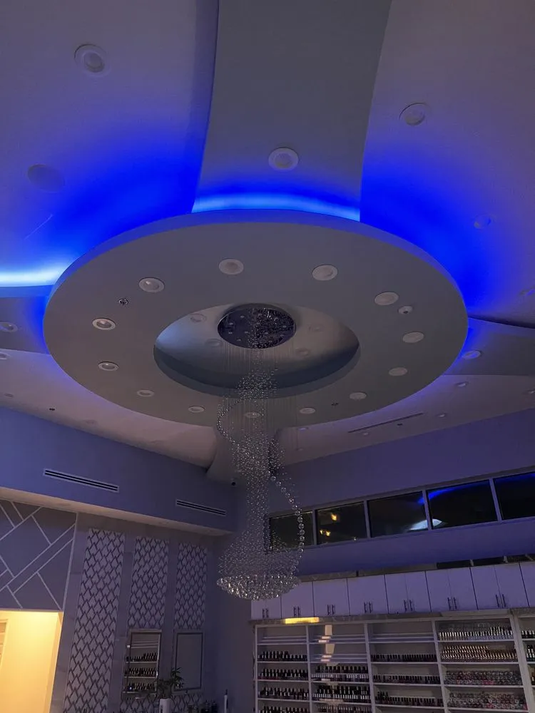 Slide of Noor Electric