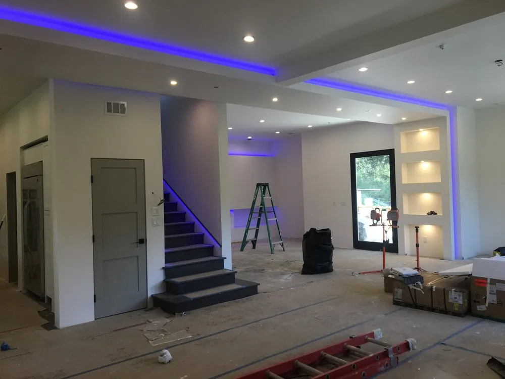 Slide of Noor Electric