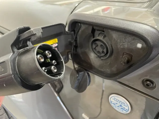 Emergency electrician providing panel upgrade in ,