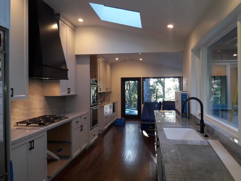 Slide of Norman Barahona Electrical Services