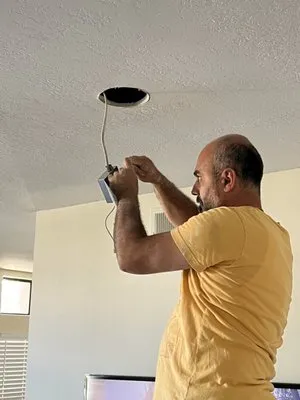 North America Electric Logo