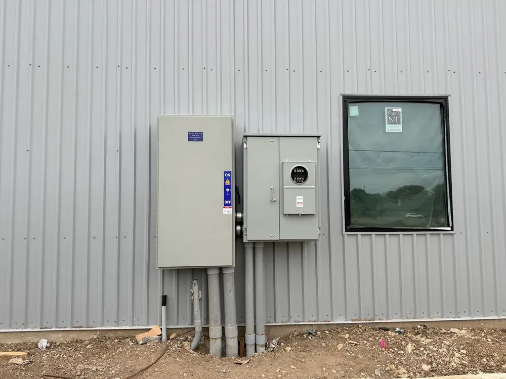 Slide of North Dallas Electrical Contractors