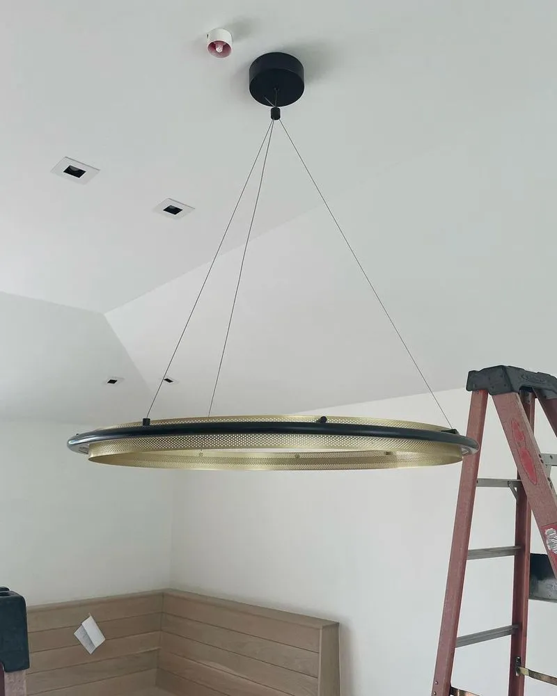 Slide of North Redondo Electricians