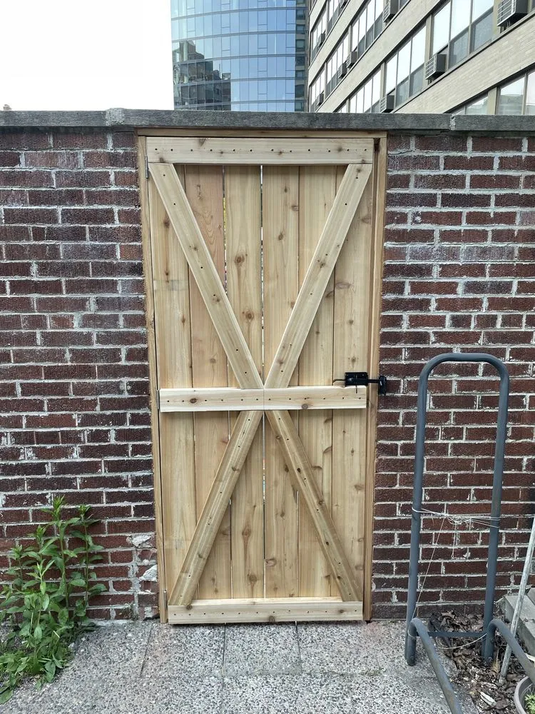 Slide of North Shore Handcrafted