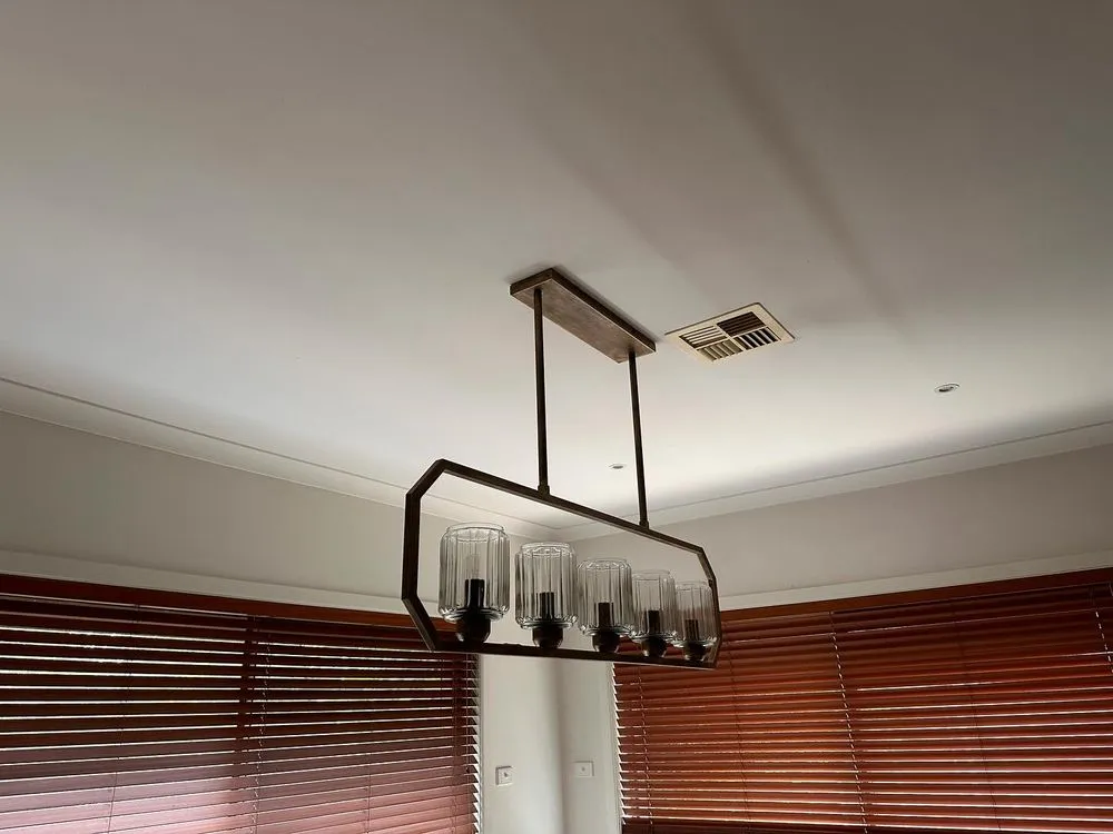 Slide of North Side Emergency Electrician