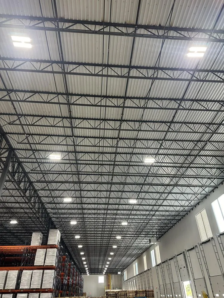 Affordable electrician providing circuit breaker repair in , 