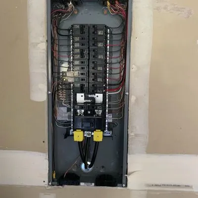 Northeast Anaheim Electricians Logo