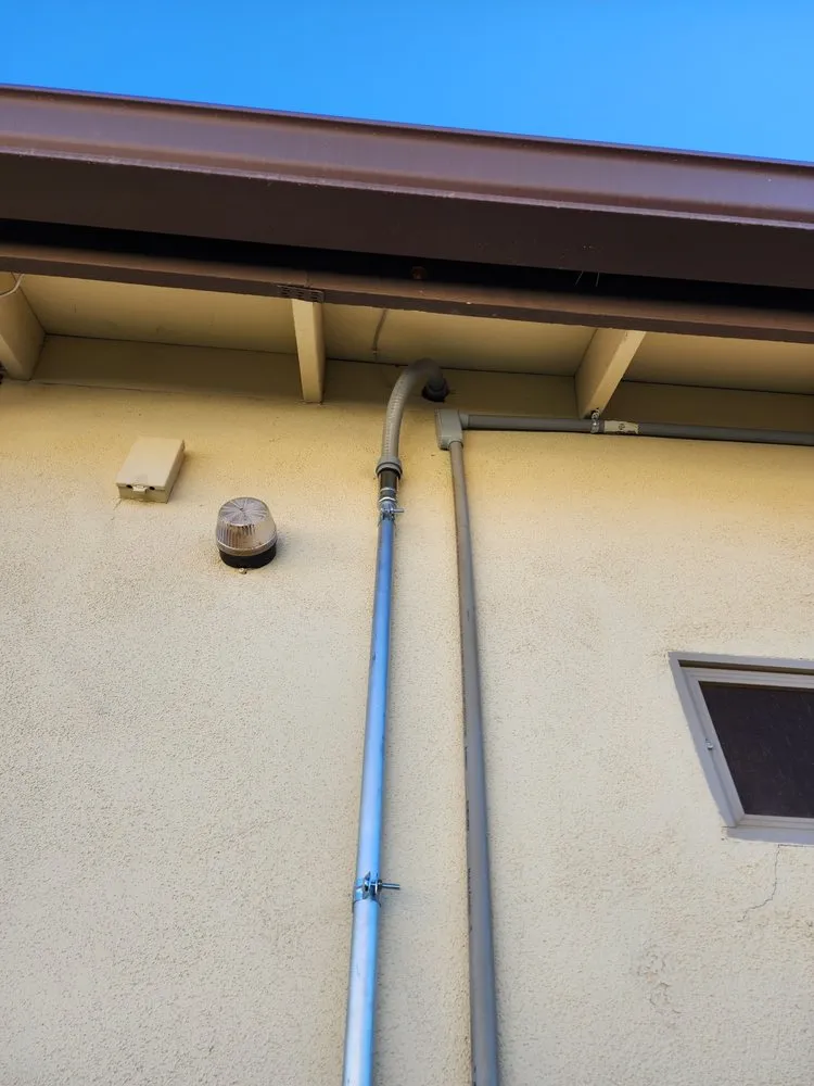 Slide of Northern Lights Electric