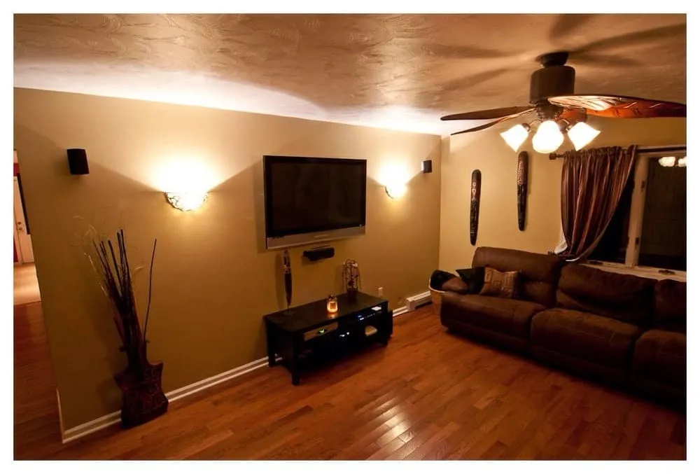 Slide of Northern Lights Electric