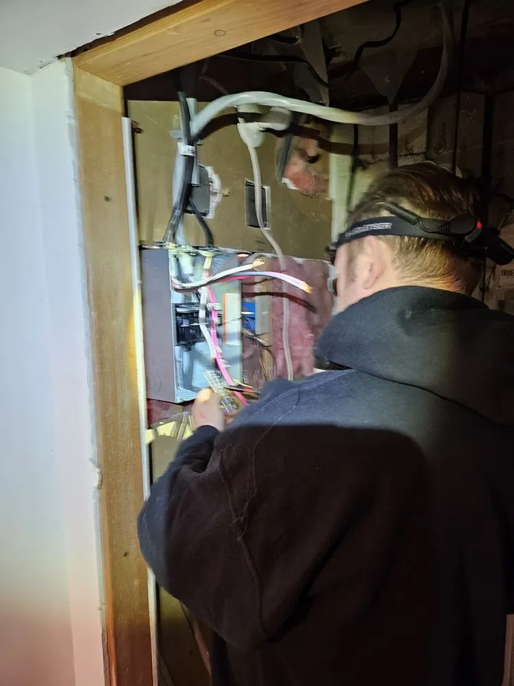 Affordable electrical repair experts serving Alanson, MI - Northern Michigan Electric
