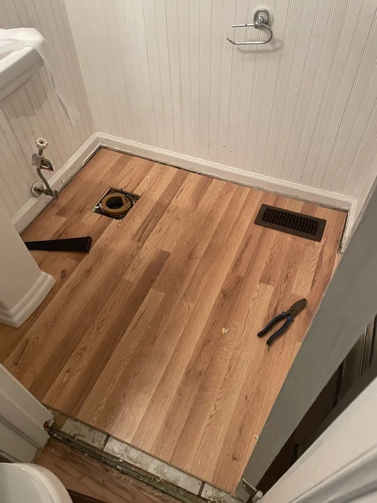 Affordable electrician providing lighting installation in Newtown, VA - Northern Neck Tradesmen