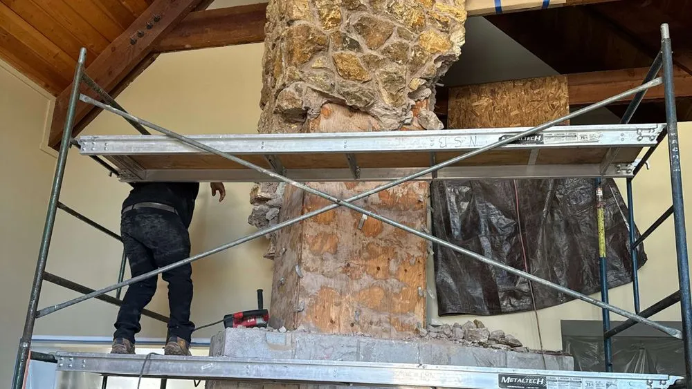 Slide of Northern Sky Builders