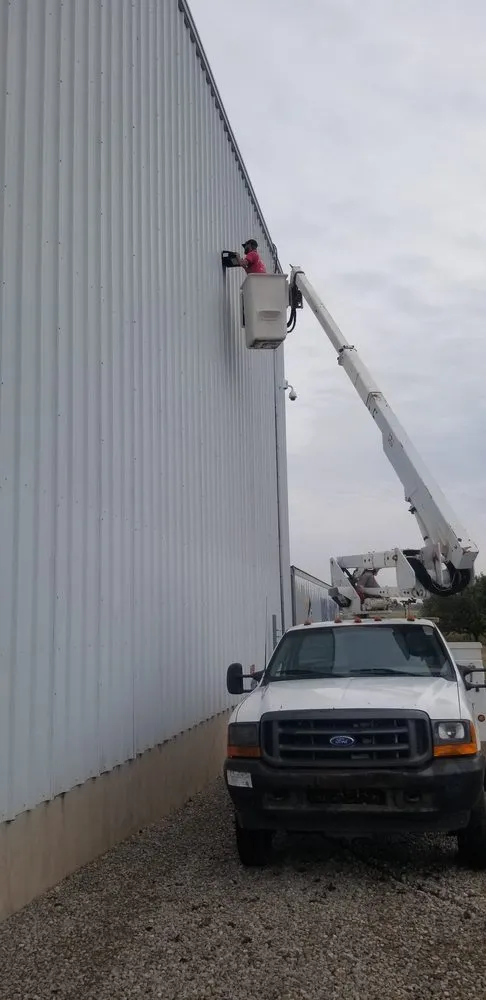 Emergency electrical repair in Noble, OK by Northup Electric