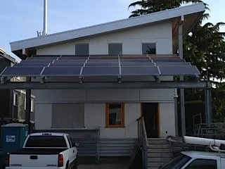 Expert electrician providing electrical repair in , 