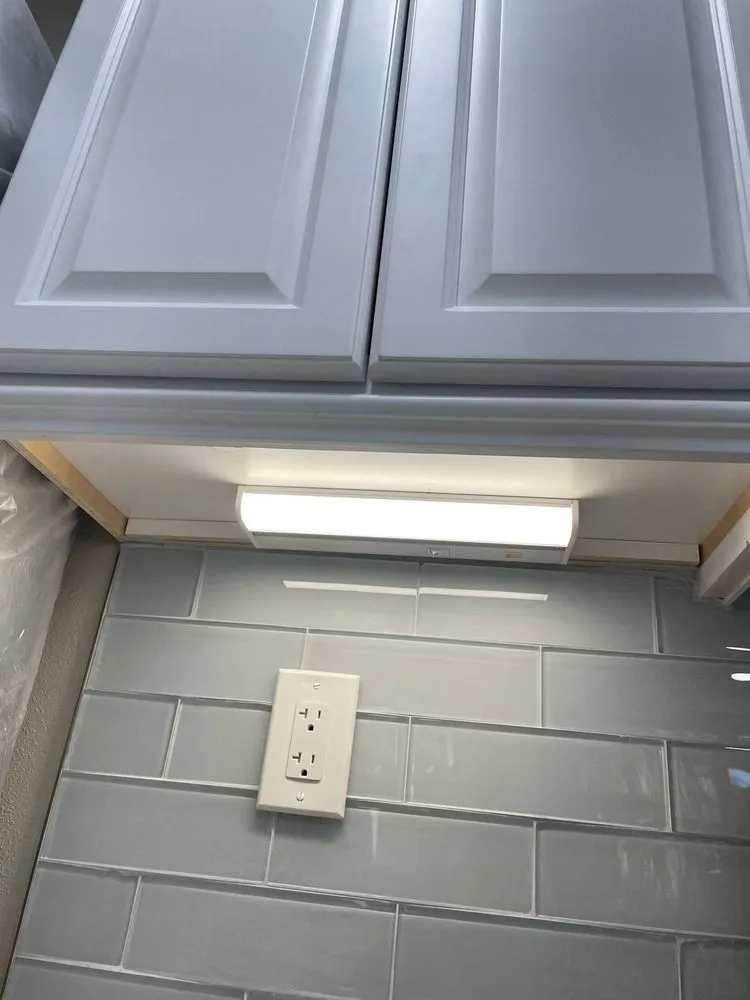 Slide of Noslen Construction