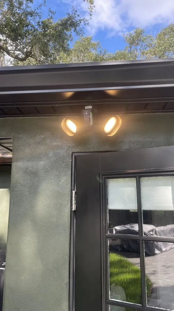 Slide of Noslen Construction