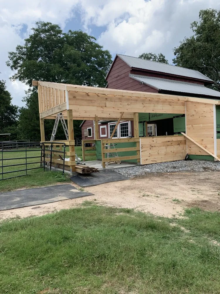 Emergency electrician providing circuit breaker repair in Statham, GA - Nova Construction and Solar