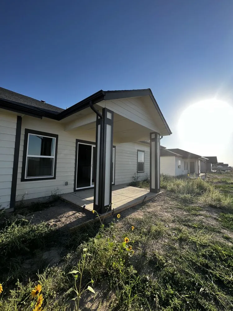 Slide of Novarti Painting & Renovation