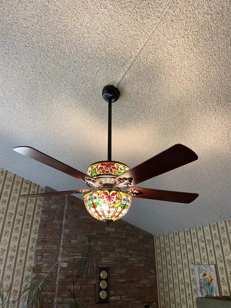 Slide of Novus Electric