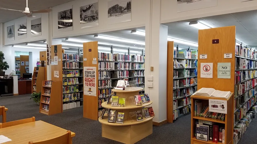 Emergency electrician providing electrical repair in , 