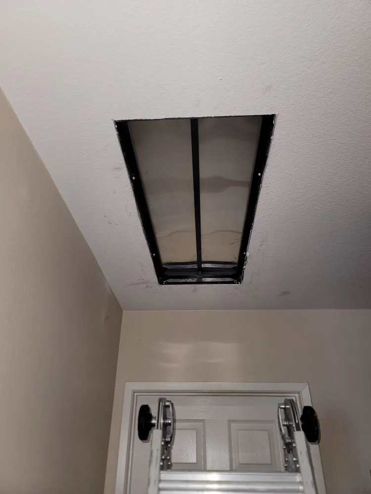 Slide of Nunez Electric and Solar