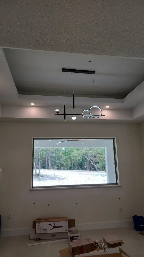 Slide of Nunez Reynoso Electric