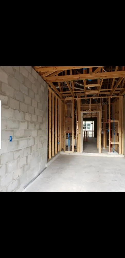 Slide of Nunez Reynoso Electric