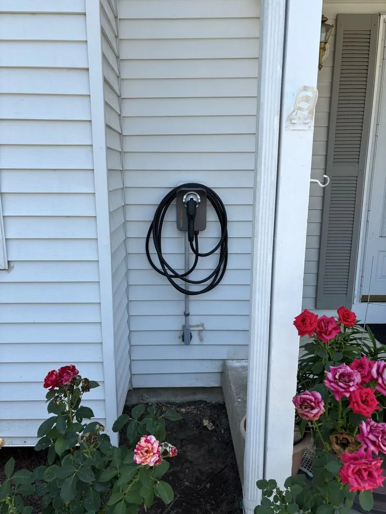 Certified electrician providing lighting installation in Monroeville, NJ - NuStar Enterprises