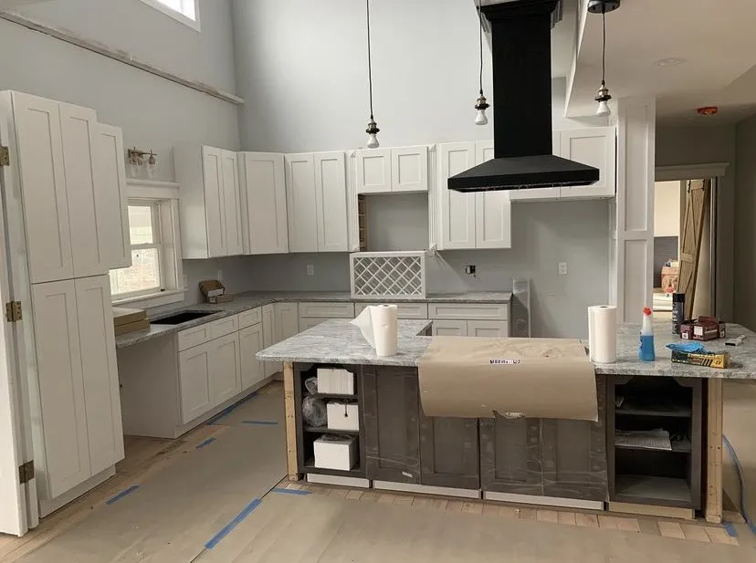 Licensed electrician providing outlet and switch repair in Flushing, NY - NYC Handyman Services