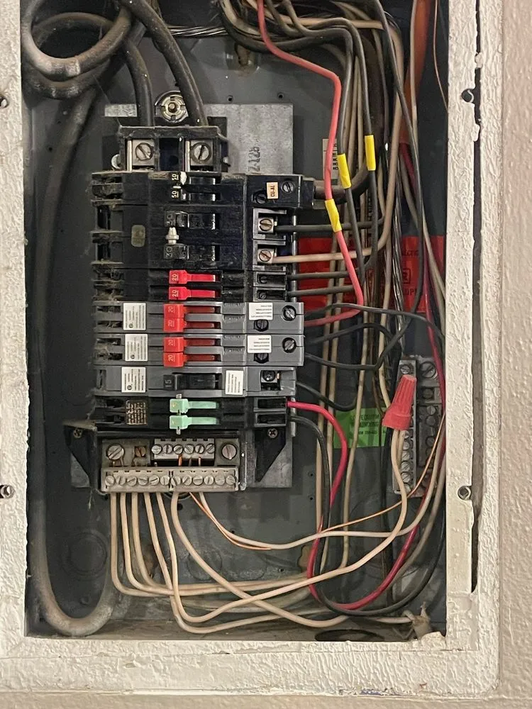 Slide of O Garibay Electric