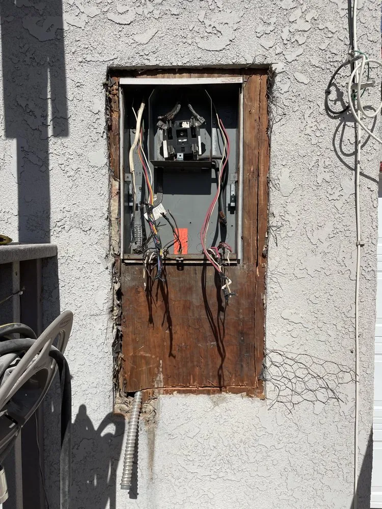 Slide of Oak Electric