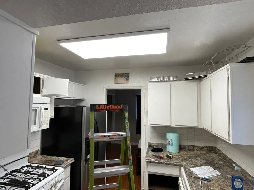 Slide of Oak Electric