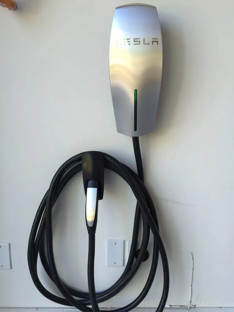 Slide of Oak Electric