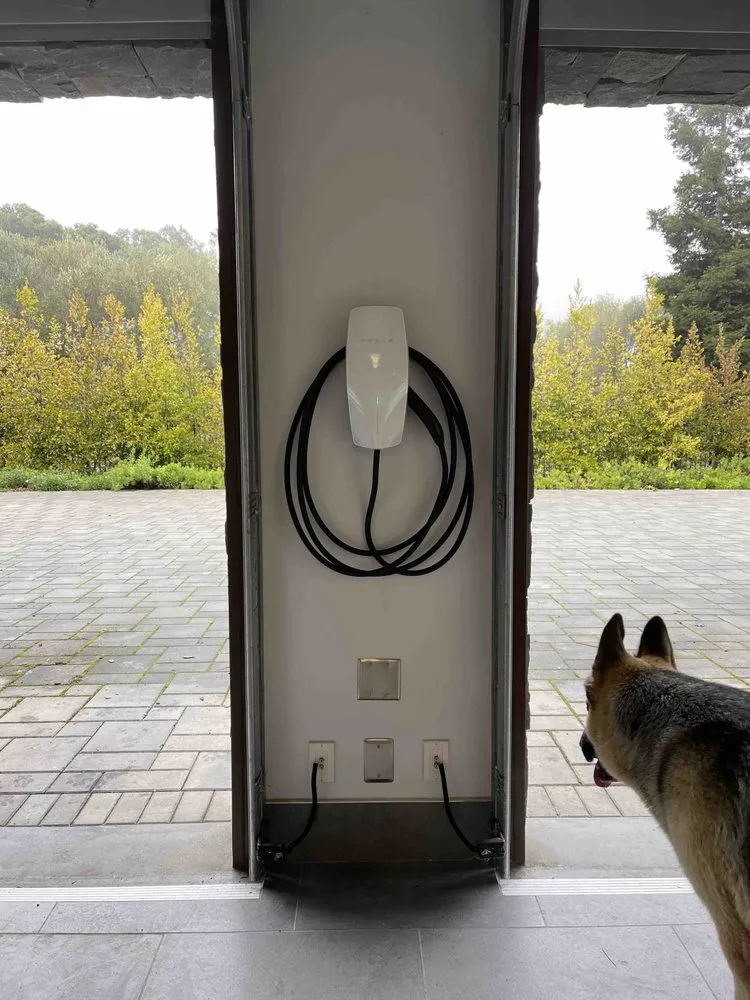 Slide of Oak Electric