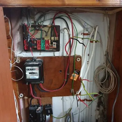 Oak Lawn Emergency Electrician Logo