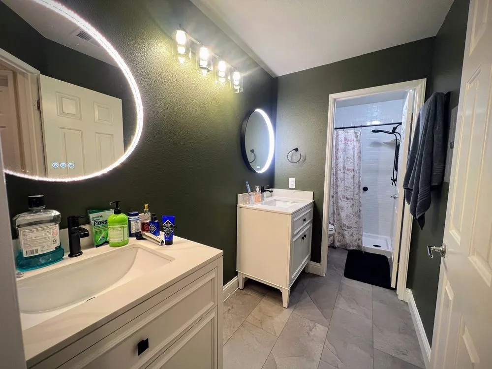 Slide of Oakridge Construction