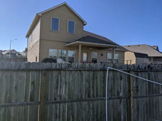 Oasis Construction Logo