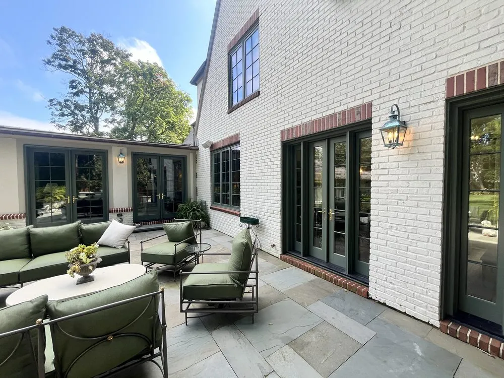 Slide of Obe Electric