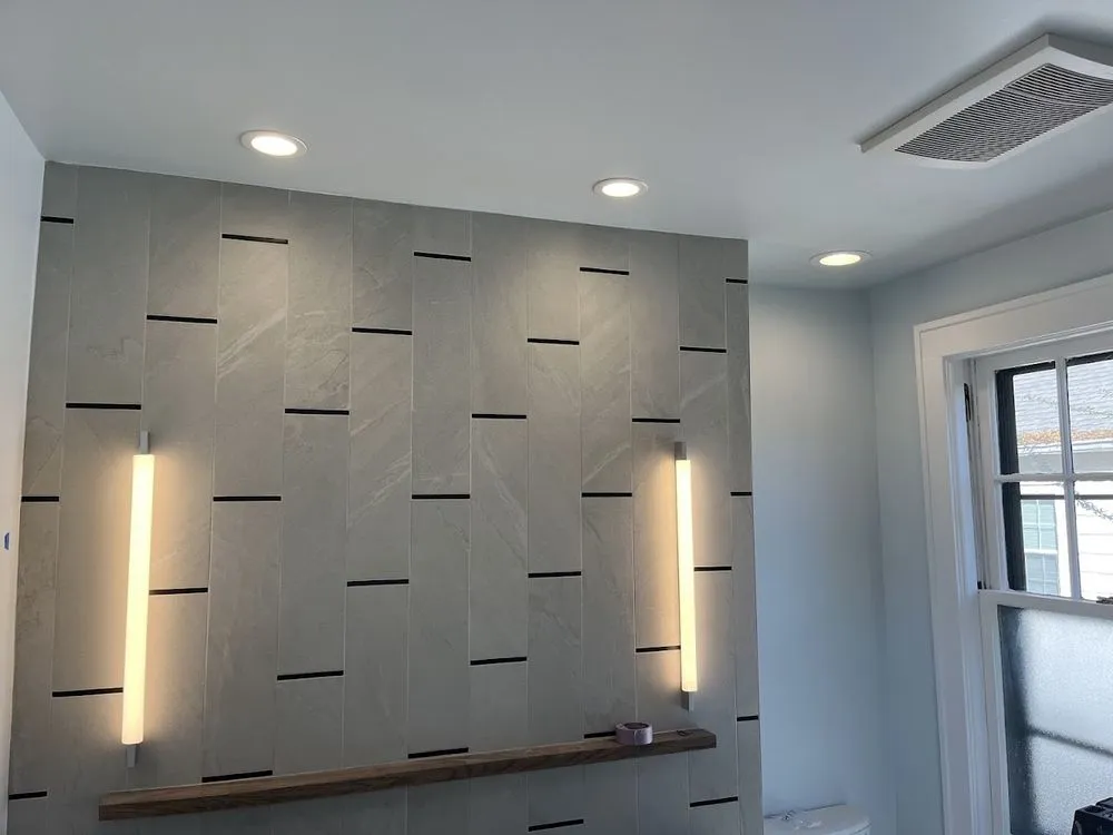 Slide of Obsidian Electric