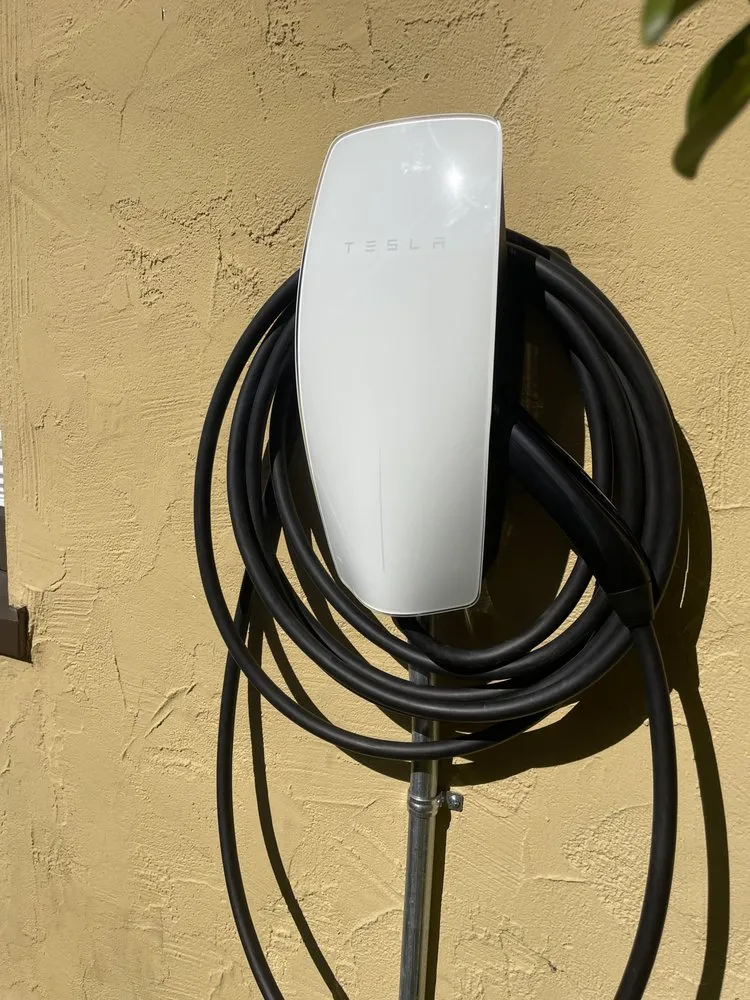 Slide of Ocean Beach Electrician