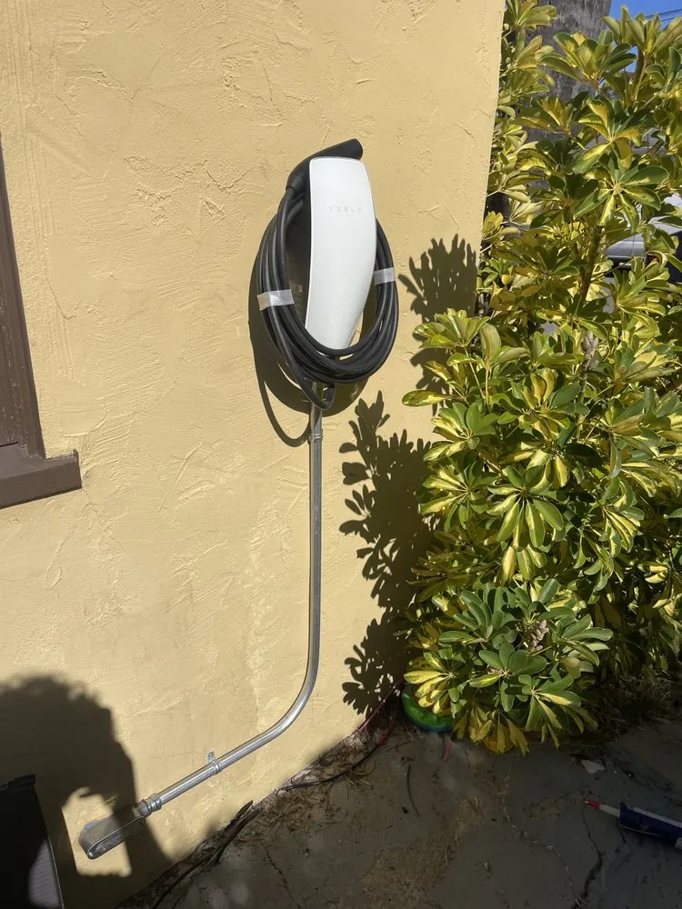 Slide of Ocean Beach Electrician