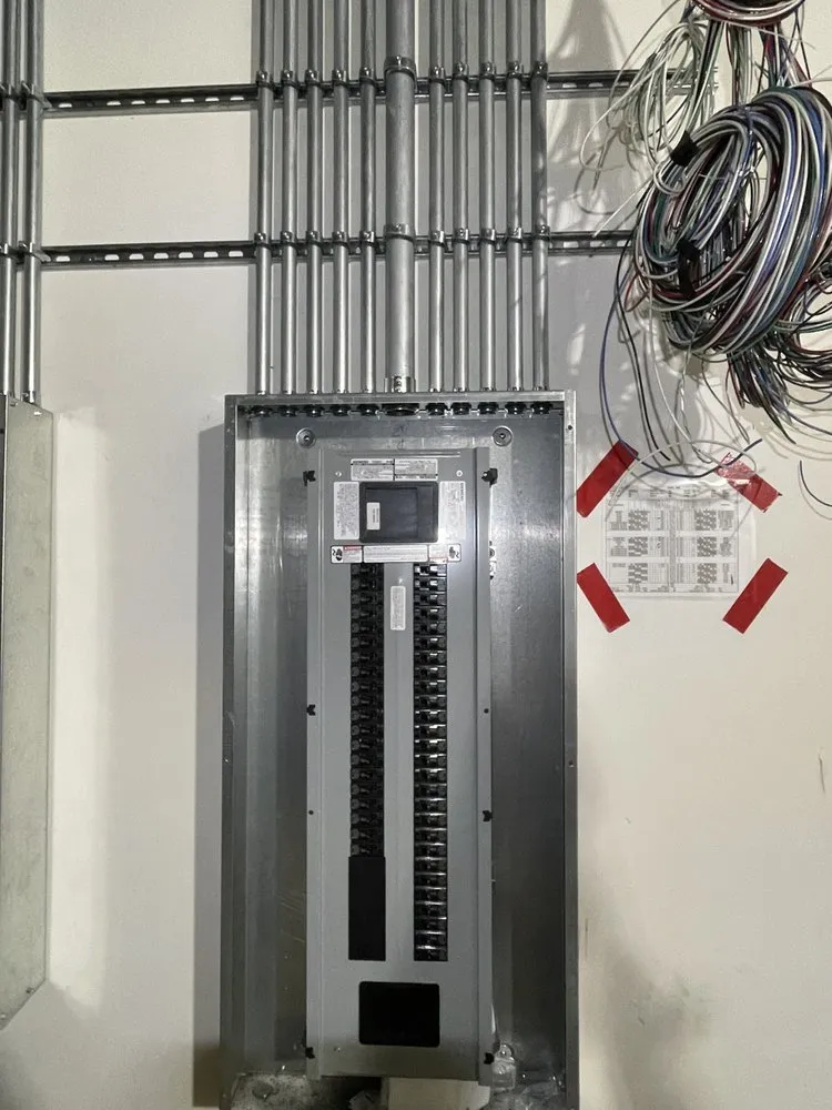 Professional electrical service for homes in lighting installation, by