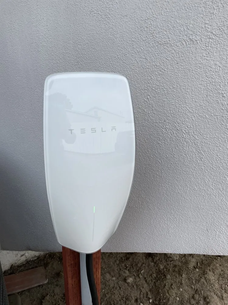 Slide of Ocean Beach Electrician