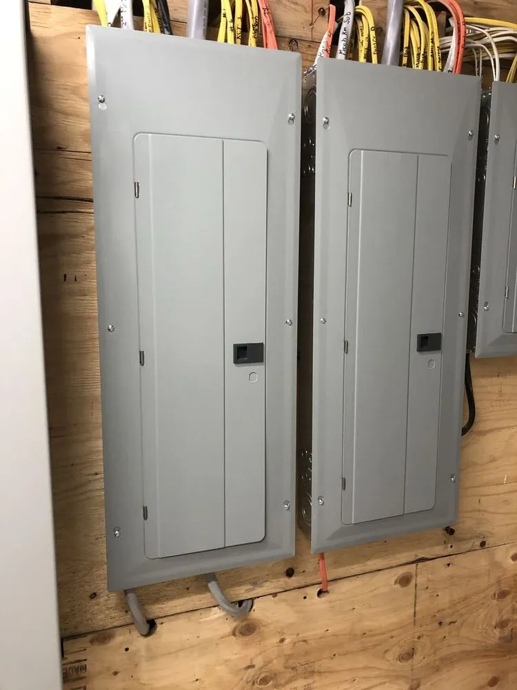 Expert outlet and switch repair experts serving West Greenwich, RI - Ocean State Electric