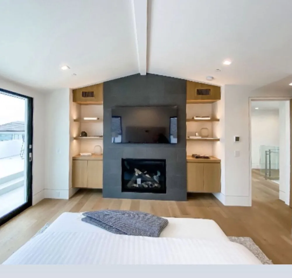 Slide of Oceanfront Electric