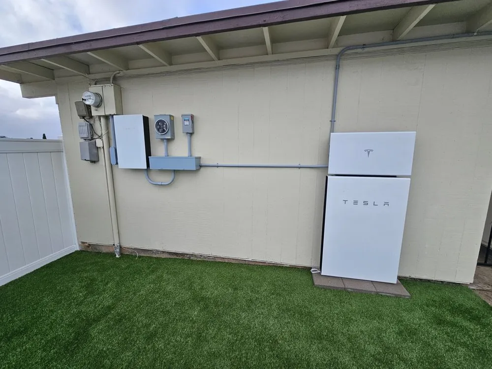 Slide of OceanHead Solar & Electric